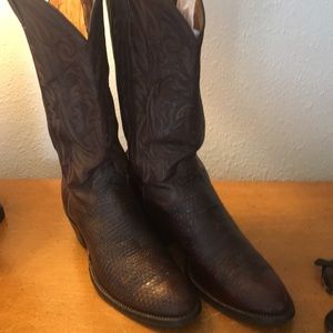 Justin Monitor Boots. Dark cherry color. Size 9D.